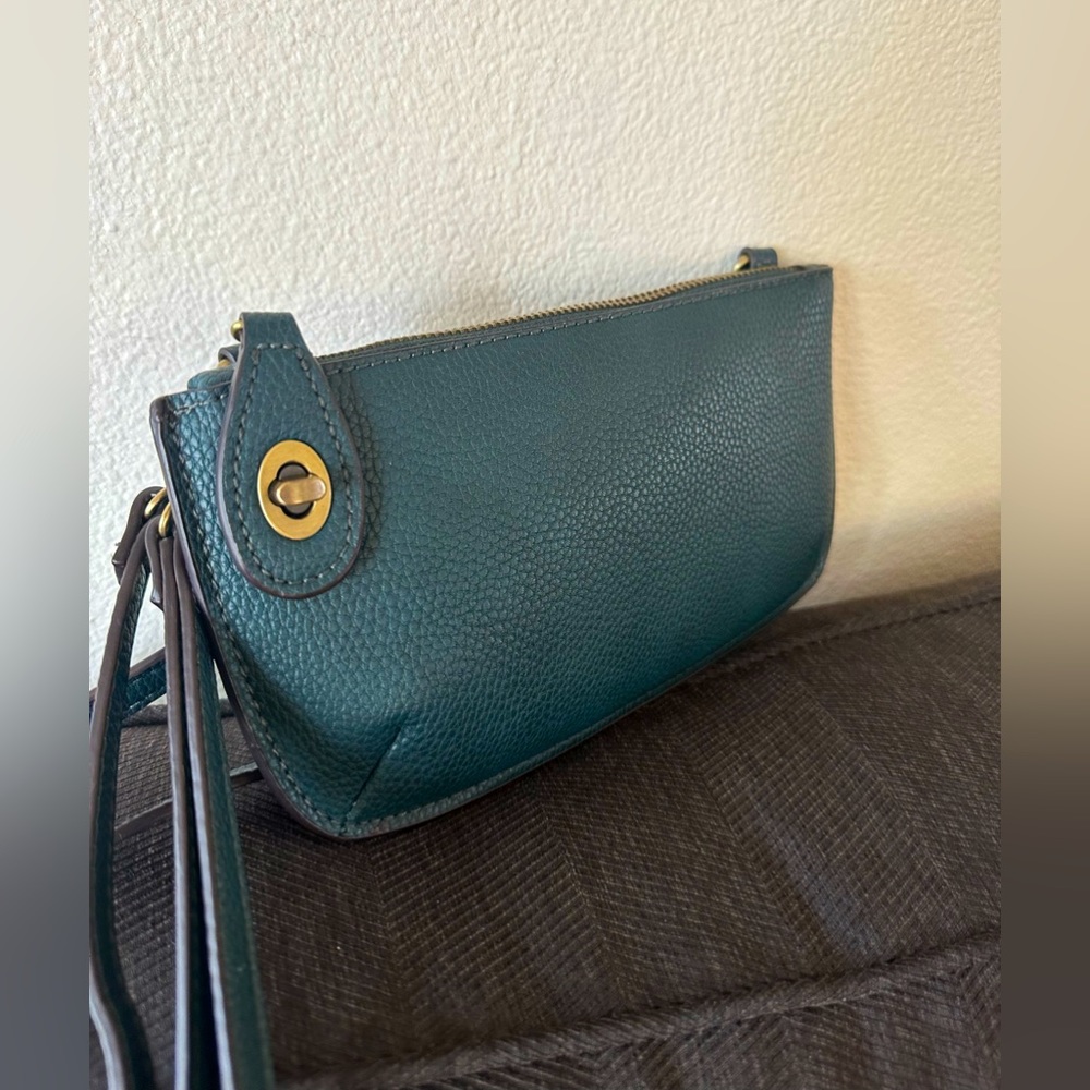NWT JOY Crossbody Sling Waist Belt Wristlet travel purse wallet bag Teal lk New